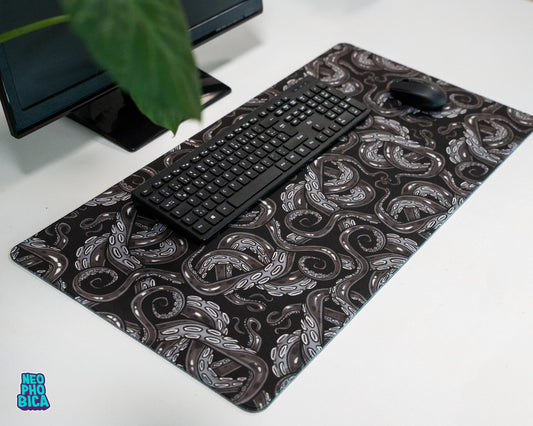 Obsidian Tentacles | Deskmat