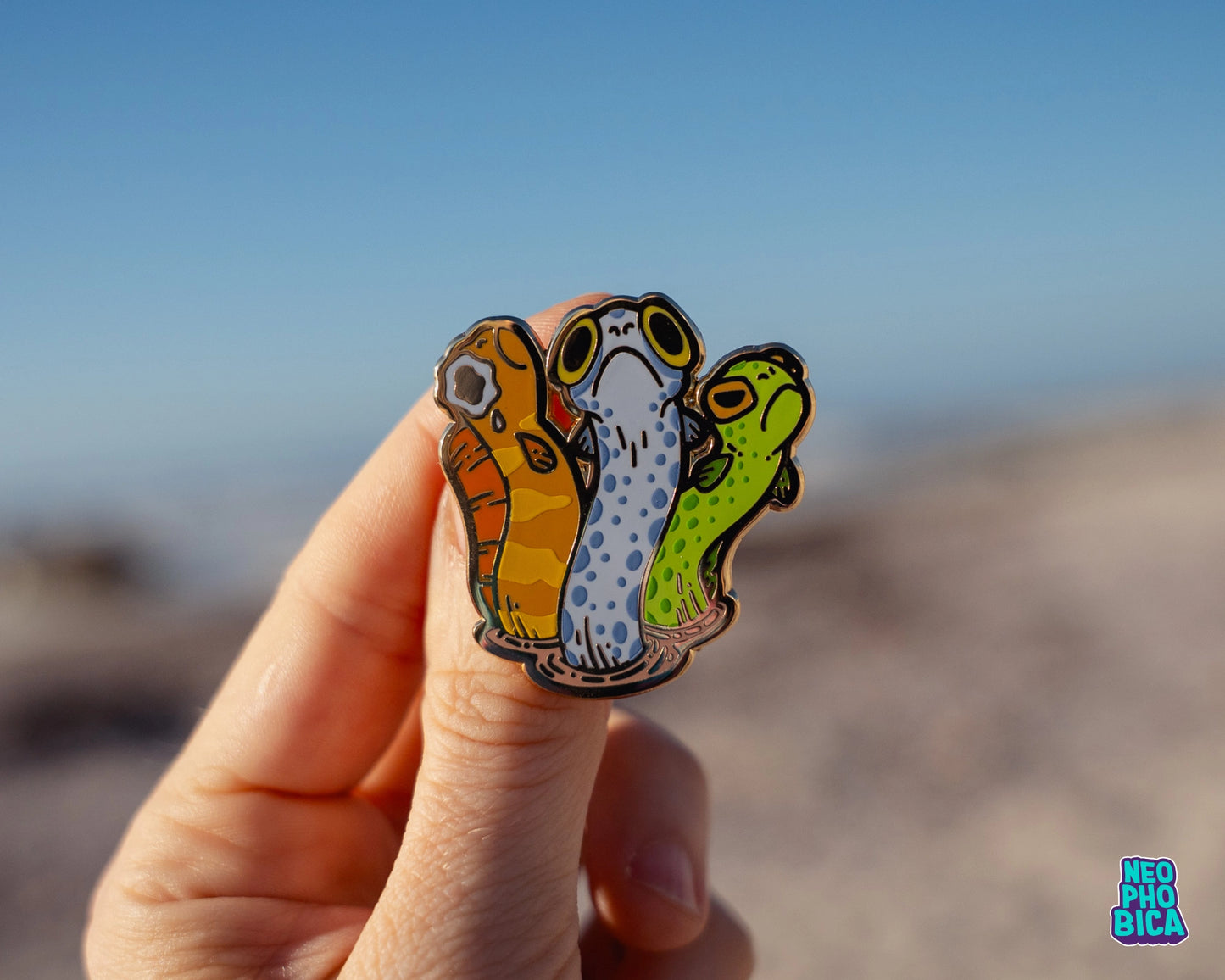 Garden Eels - Enamel Pin