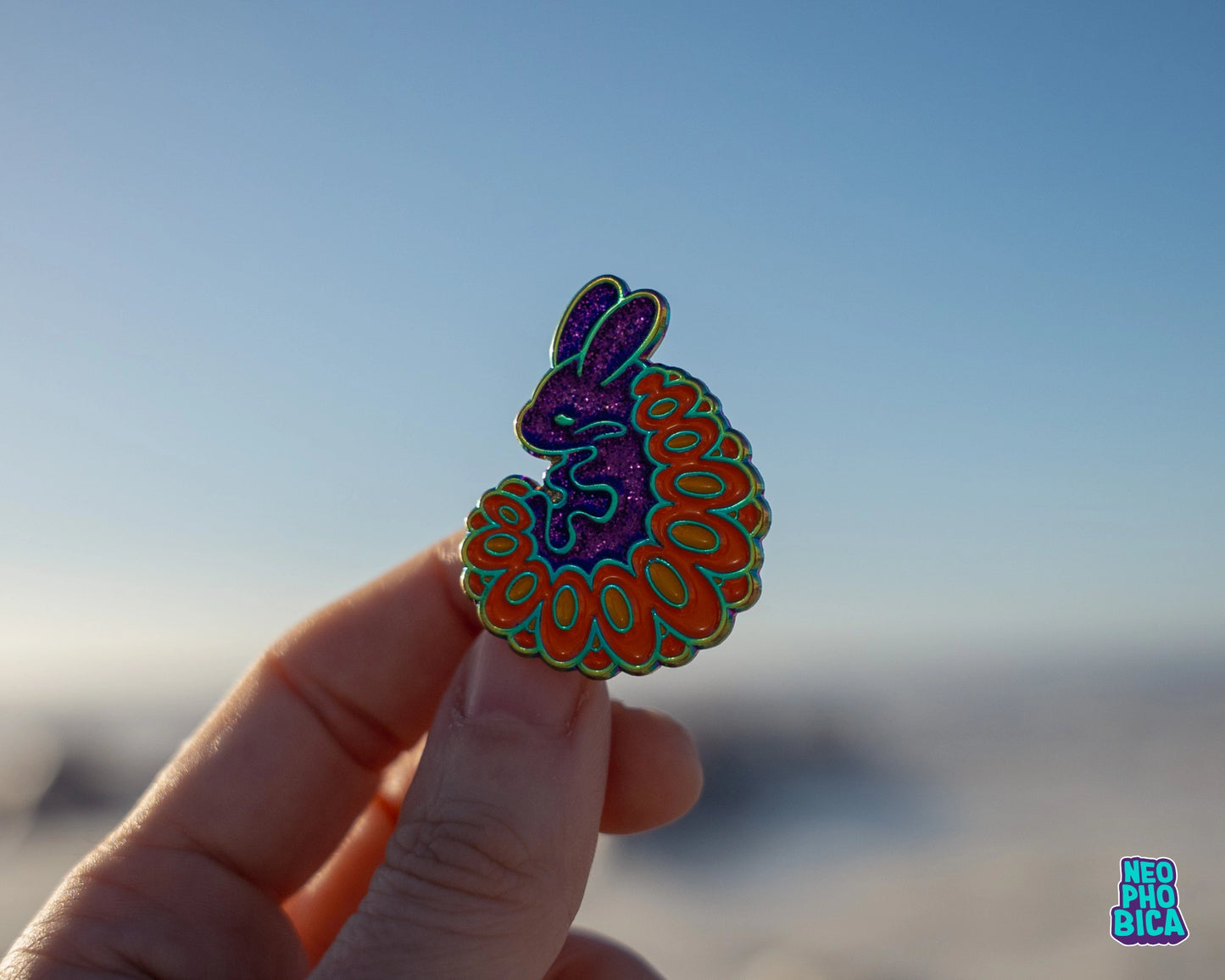 Sea Buddies: Curly Sea Shawl - Enamel Pin