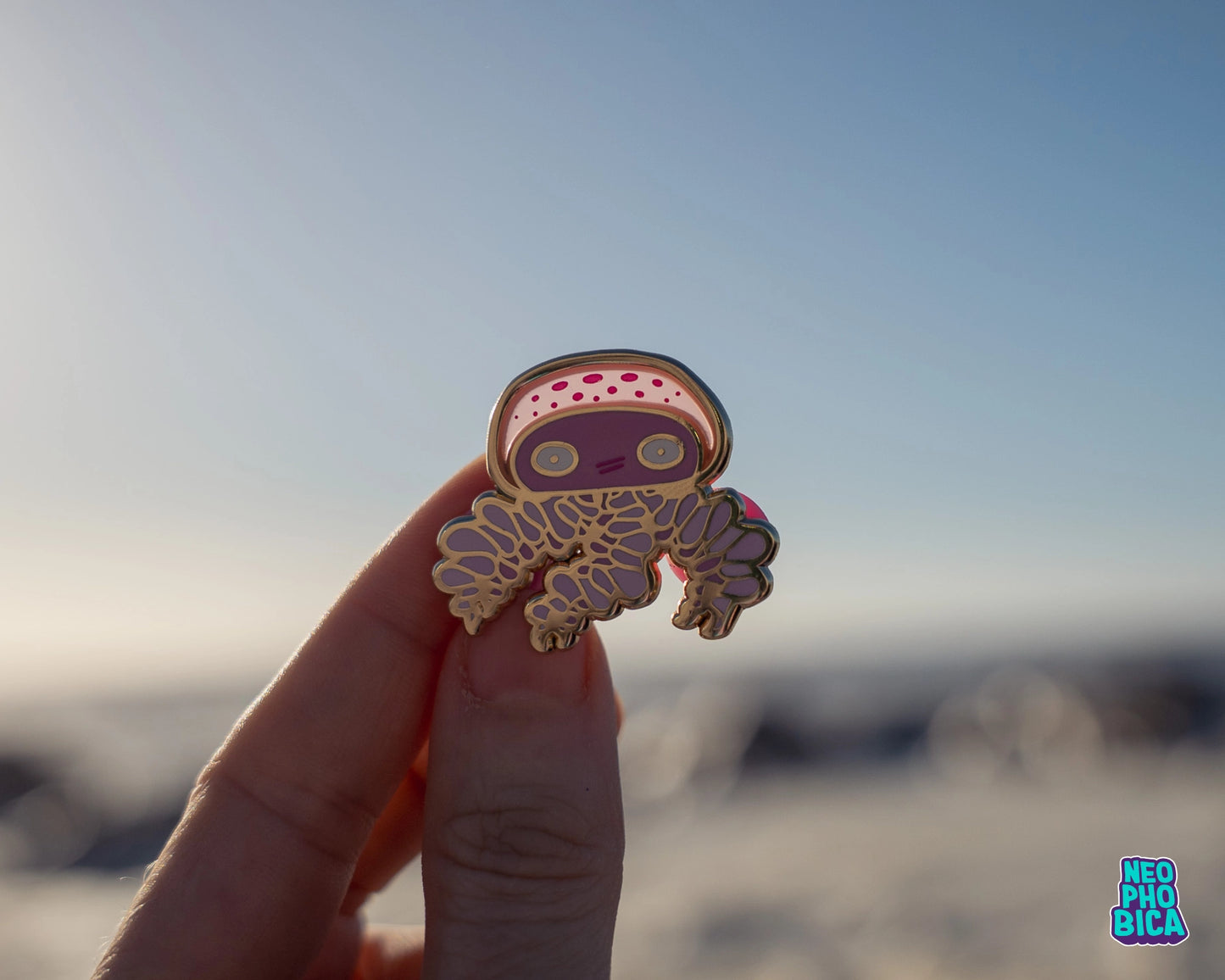 Mauve Stinger - Stained Glass Enamel Pin