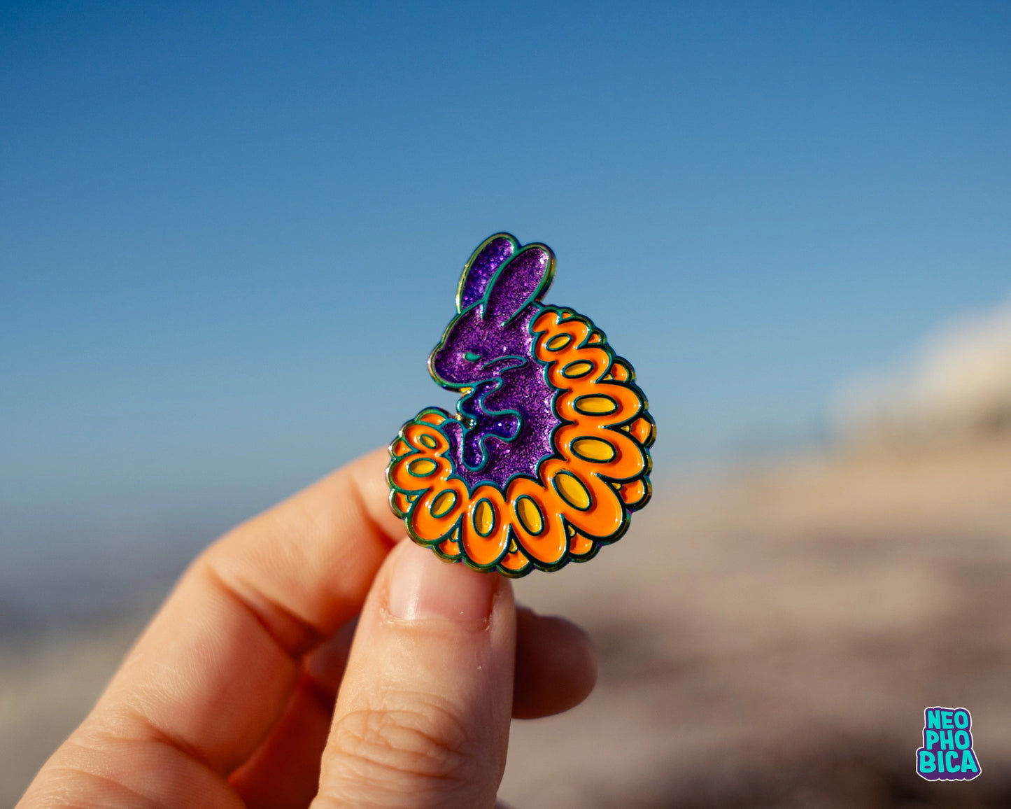 Sea Buddies: Curly Sea Shawl - Enamel Pin