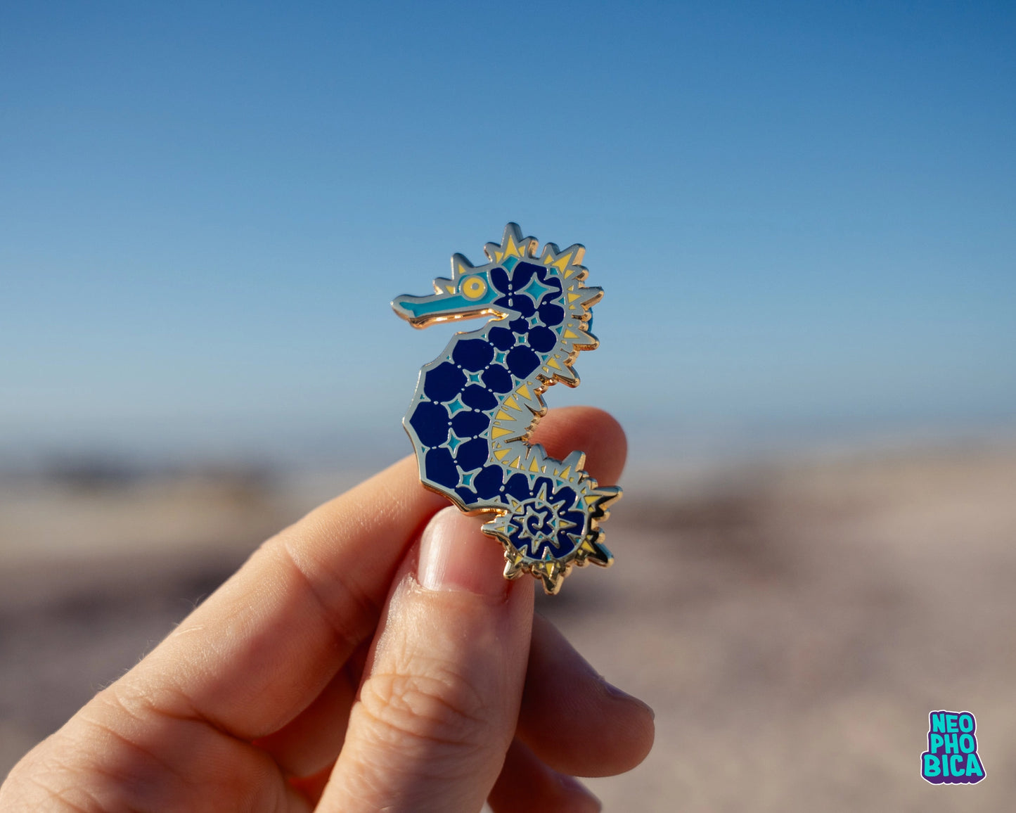 Spiny Seahorse - Glow in the Dark Enamel Pin