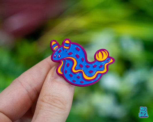 Sea Buddies: Floating Hypsel - Enamel Pin