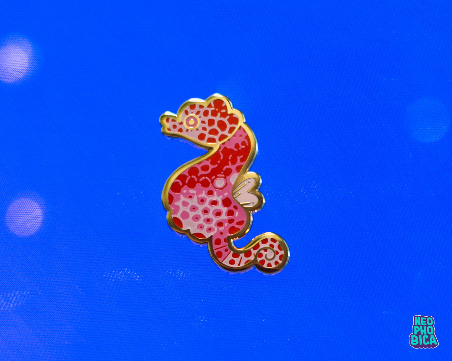 Japanese Pygmy Seahorse - Enamel Pin