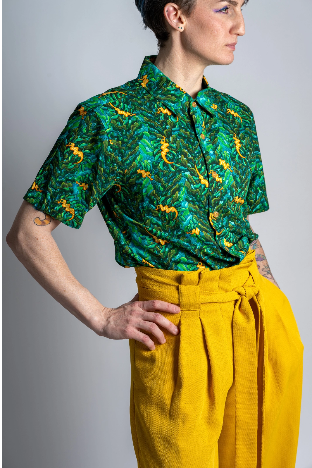 Leafy Sea Dragon | Button Up Shirt with Rounded Hem