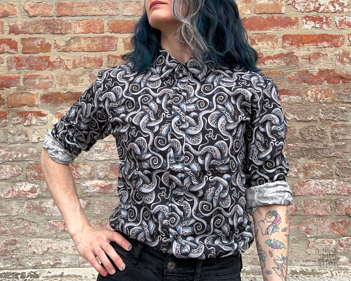 Tentacles Obsidian - Button Up Shirt Long Sleeve