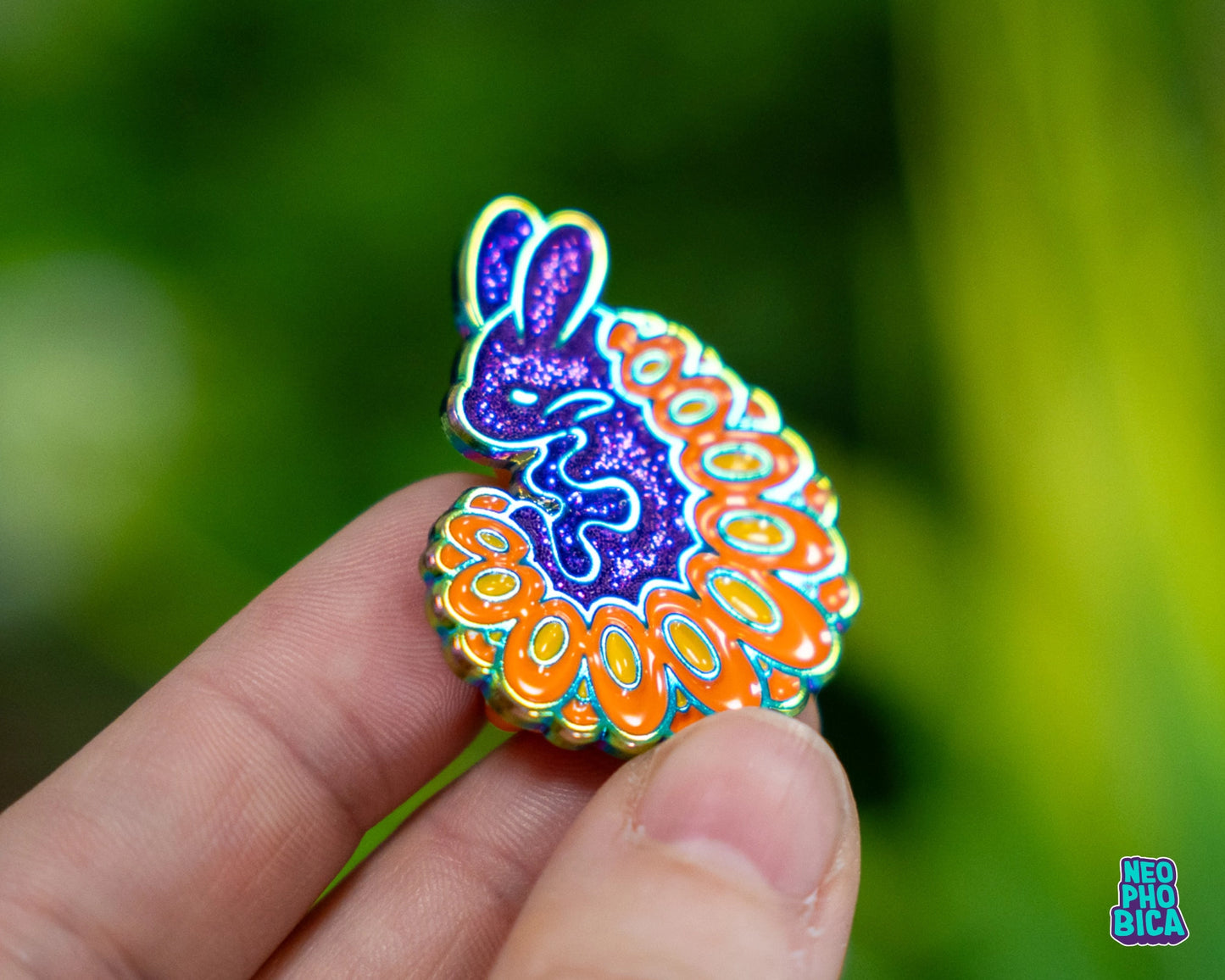 Sea Buddies: Curly Sea Shawl - Enamel Pin