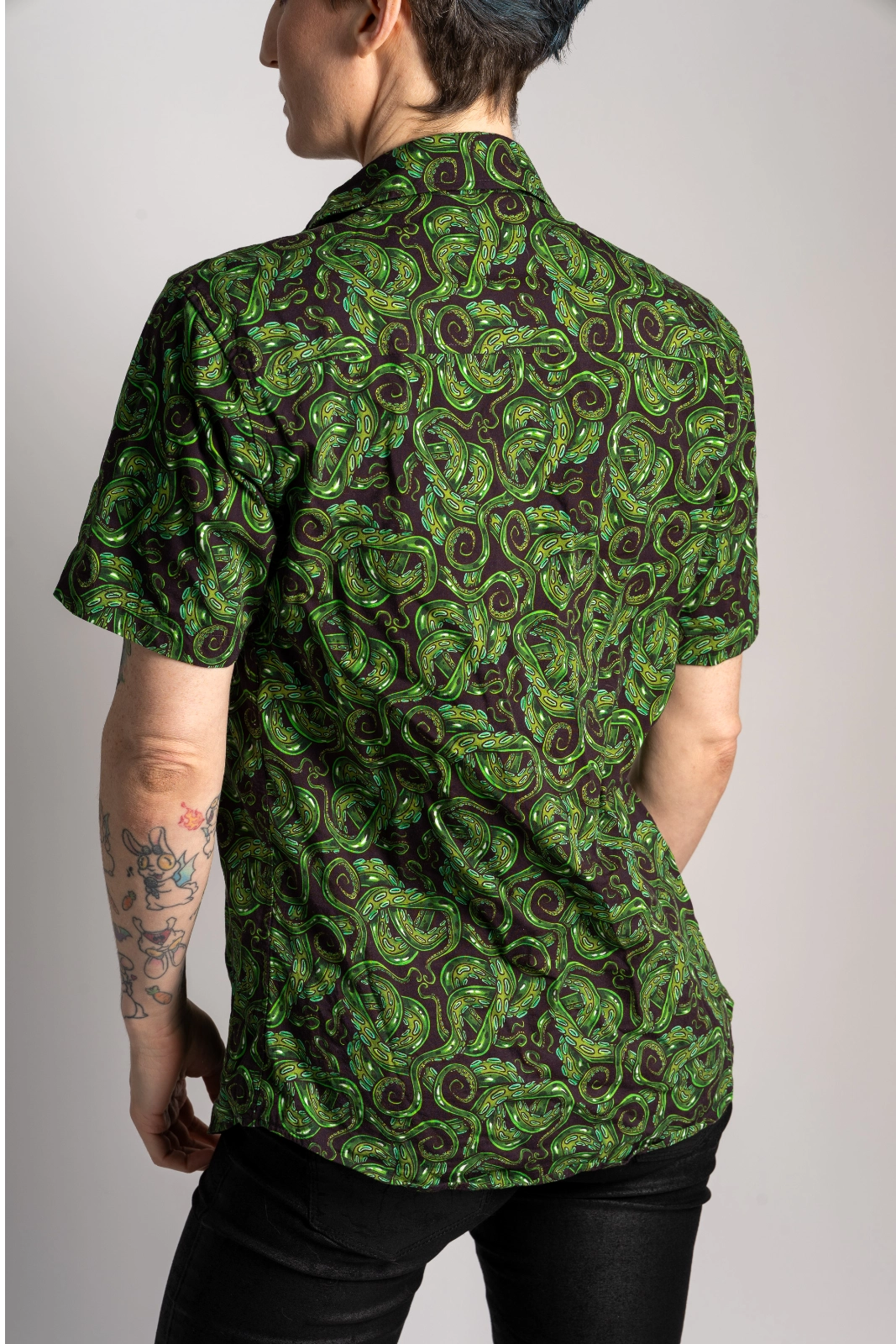 Peridot Tentacles | Button Up Shirt with Rounded Hem