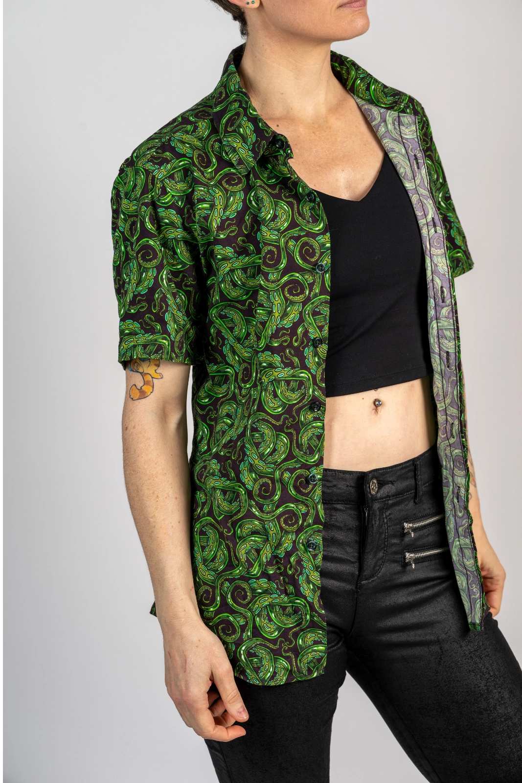 Peridot Tentacles | Button Up Shirt with Rounded Hem